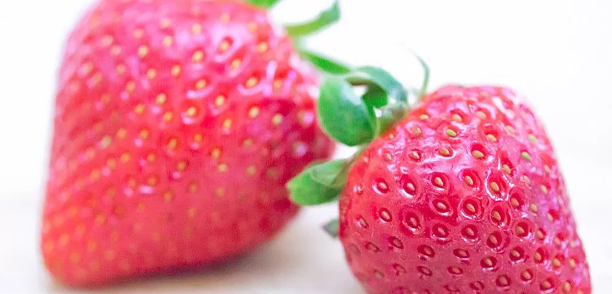 Strawberry Kiwi Flavored Water • Beautiful Ingredient